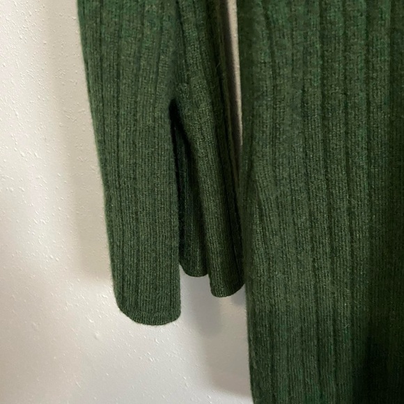 NWT REFORMATION Cashmere Farfalle
Sweater Mini Dress - Picture 5 of 7